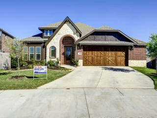 Home at 4285 Sweet Clover Lane Crowley Texas 76036