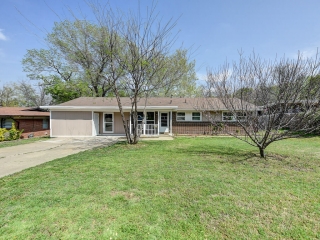 5421 Wales Avenue Fort Worth Texas 76133-26